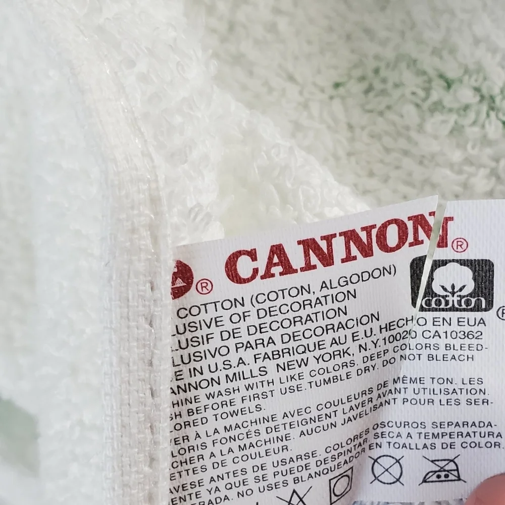 Vintage 1970's Cannon Floral Large Bath Towel New Old Stock Blue and White NWT